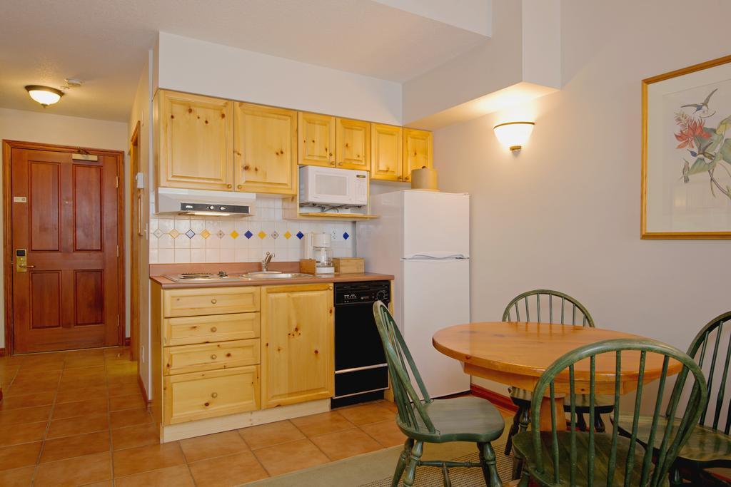 Hearthstone Lodge Sun Peaks Luaran gambar